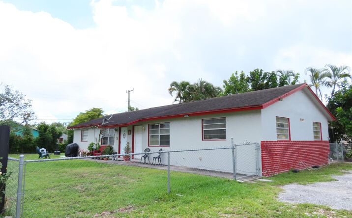 Pictures of Multifamily property located at 1602 Meridian Road, West Palm Beach, FL 33417 for sales - image #1