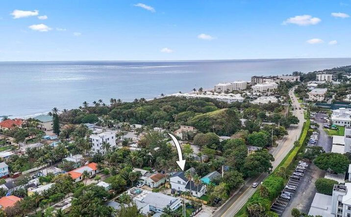 Pictures of Multifamily property located at 4603 N Ocean Boulevard, Boynton Beach, FL 33435 for sales - image #1