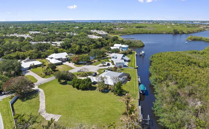 Pictures of Land property located at 1515 SW Pendarvis Court, Palm City, FL 34990 for sales - image #1