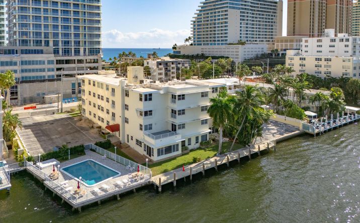 Pictures of Multifamily property located at 125 N Birch Road, Fort Lauderdale, FL 33304 for sales - image #1