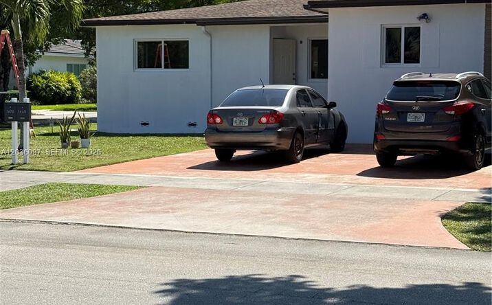 Pictures of Multifamily property located at 1460 SW 65th Ave, West Miami, FL 33144 for sales - image #1