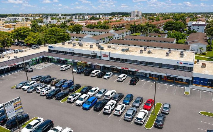 Pictures of Retail property located at 4355 W 16th Ave, Hialeah, FL 33012 for sales - image #1