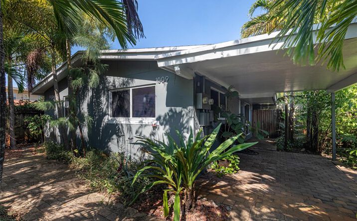Pictures of Multifamily property located at 1009 NE 23rd Drive #1013 Ne 23 Dr, Wilton Manors, FL 33305 for sales - image #1