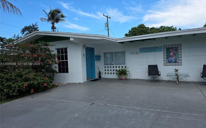 Pictures of Special Purpose property located at 10220 SW 164th St, Miami, FL 33157 for sales - image #1