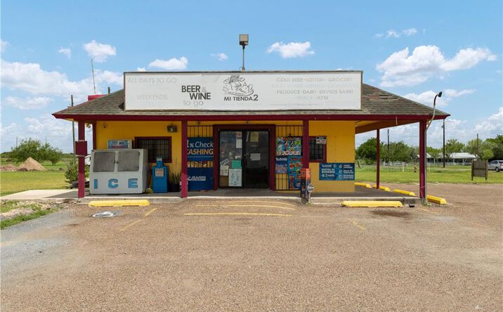 Pictures of Retail property located at 2898 Pennsylvania Avenue, San Benito, TX 78586 for sales - image #1