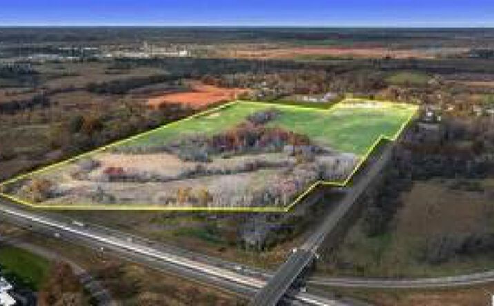 Pictures of Land property located at 3215 Seymour Rd, Jackson, MI 49201-8829 for sales - image #1