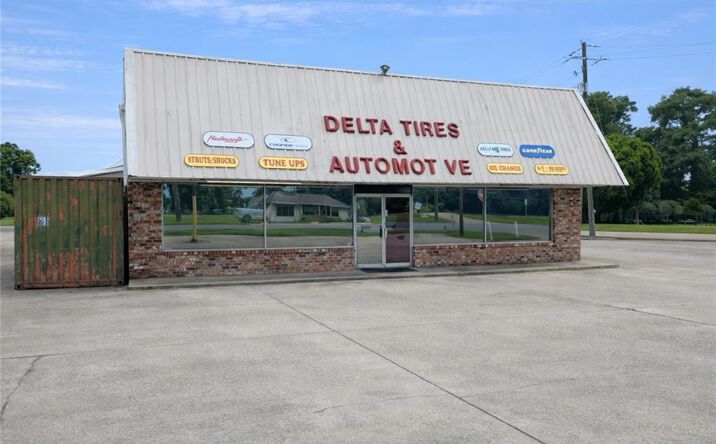 Pictures of Special Purpose property located at 7650 Highway 23 & 105 L Street, Belle Chasse, LA 70037 for sales - image #1