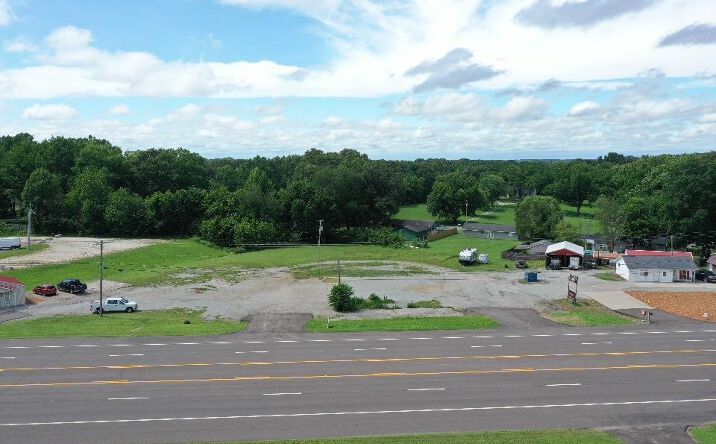 Pictures of Land property located at 17595 Highland Drive, Mckenzie, TN 38201 for sales - image #1
