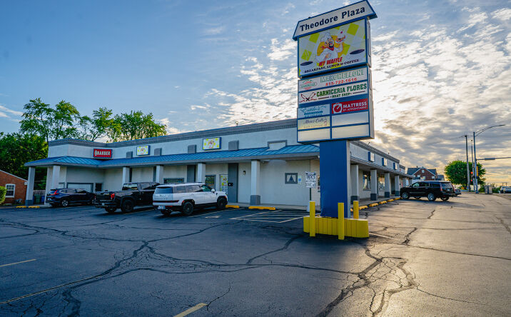 Pictures of Retail property located at 800 Theodore Street, Crest Hill, IL 60403 for sales - image #1