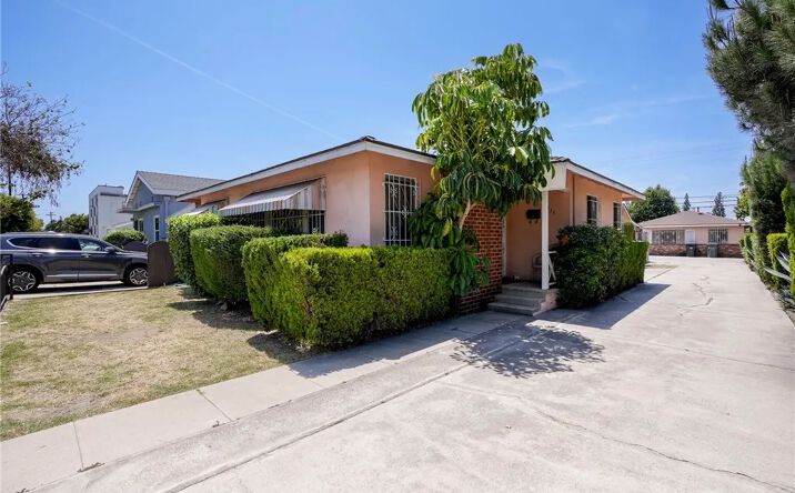 Pictures of Multifamily property located at 6707 Perry Road, Bell Gardens, CA 90201 for sales - image #1