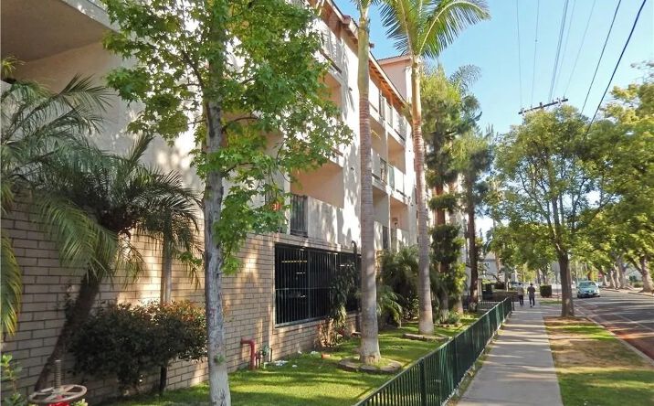 Pictures of Multifamily property located at 1327 N Ross, Santa Ana, CA 92706 for sales - image #1