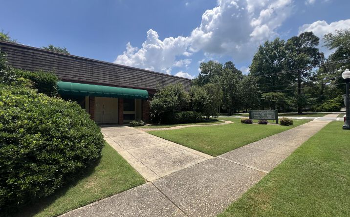 Pictures of Office property located at 400 Laurens Street NW, Aiken, SC 29801 for sales - image #1