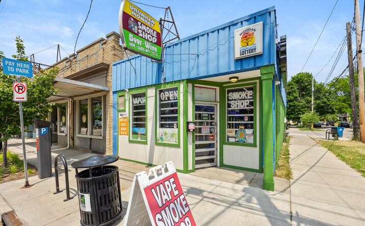Pictures of Business for Sale, Retail property located at 1321 Fulton Street E, Grand Rapids, MI 49503 for sales - image #1