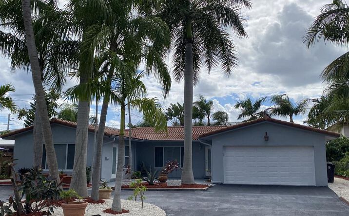 Pictures of Multifamily property located at 1730 NE 56th Court # 1732 #1730-1732, Fort Lauderdale, FL 33334 for sales - image #1