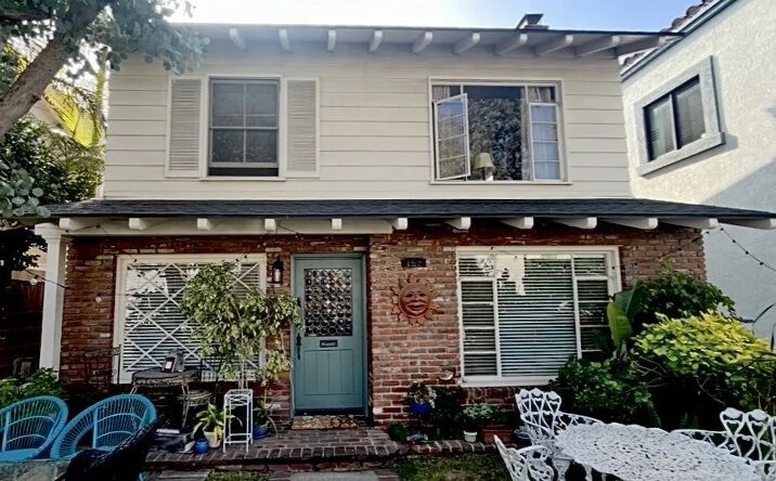 Pictures of Multifamily property located at 152 Park Avenue, Long Beach, CA 90803 for sales - image #1
