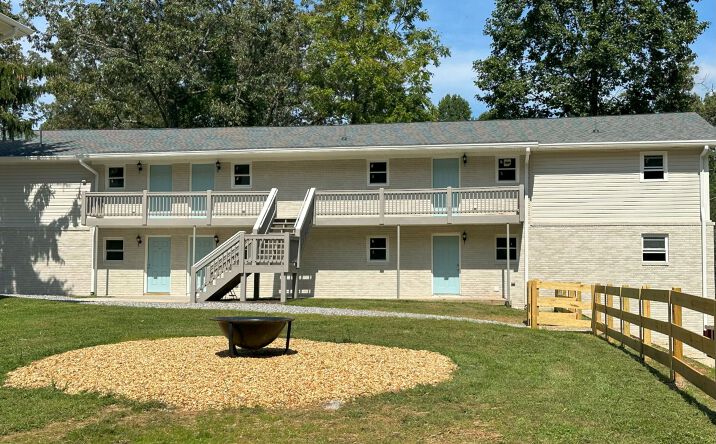 Pictures of Multifamily property located at 125 Jones Street, Blue Ridge, GA 30513 for sales - image #1
