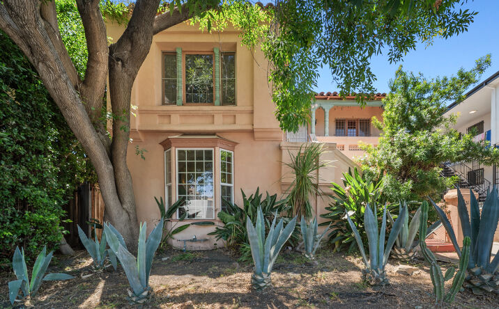 Pictures of Multifamily, Land property located at 931 South Holt Avenue, Los Angeles, CA 90035 for sales - image #1