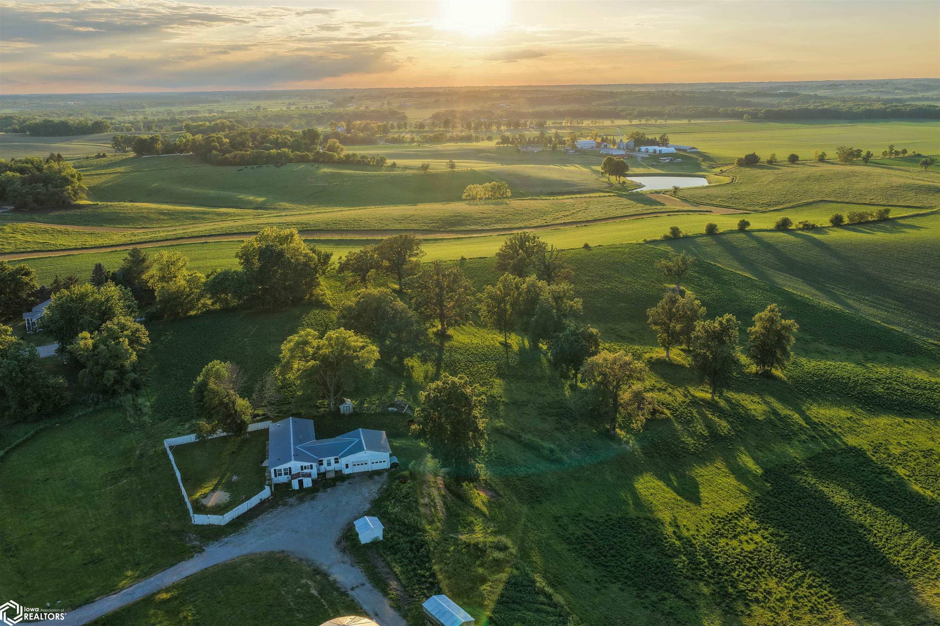 2502 Highway 1 SW, Iowa City, IA 52246