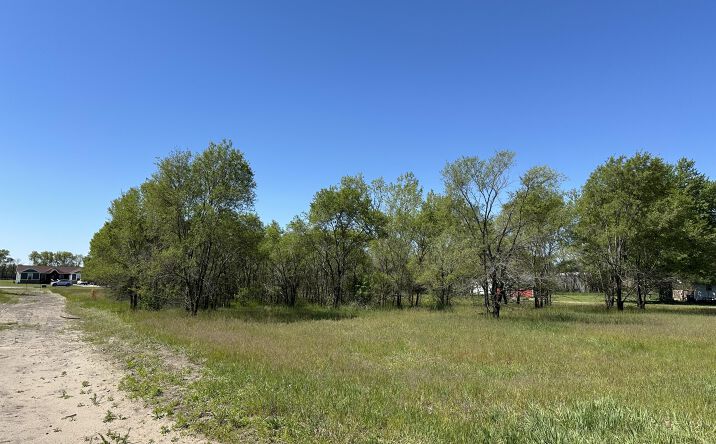 Pictures of Land property located at Short Drive, Knox, IN 46534 for sales - image #1