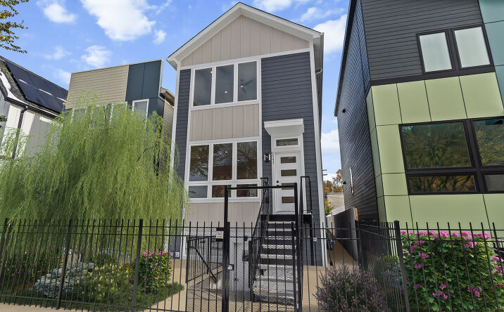 Pictures of Multifamily property located at 6637 S Evans Avenue, Chicago, IL 60637 for sales - image #1