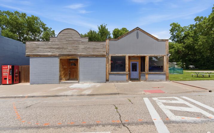 Pictures of Office, Retail property located at 207 1st, St. George, KS 66535 for sales - image #1