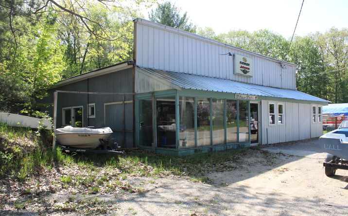 Pictures of Retail property located at 2887 Margrethe Blvd, Grayling, MI 49738 for sales - image #1