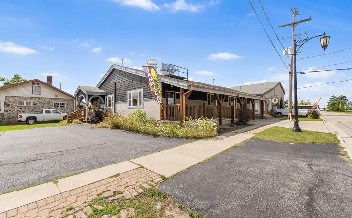 325 2nd St, Gaylord