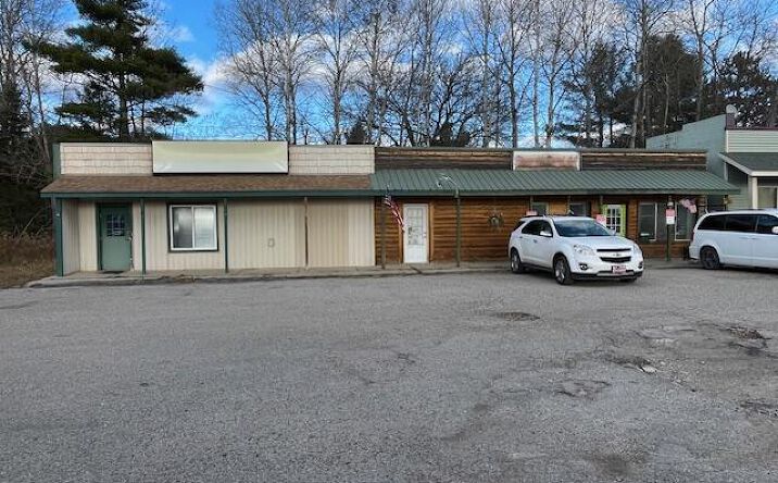 Pictures of Retail property located at 412 N 5th St, Roscommon, MI 48653 for sales - image #1