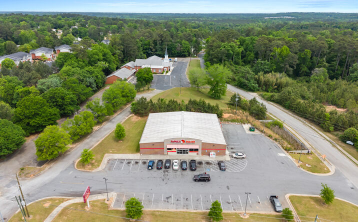 Pictures of Retail property located at 4625 Mercer University Dr, Macon, GA 31210 for sales - image #1