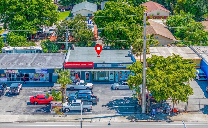 Pictures of Retail property located at 1026 NW 9th Ave, Fort Lauderdale, FL 33311 for sales - image #1