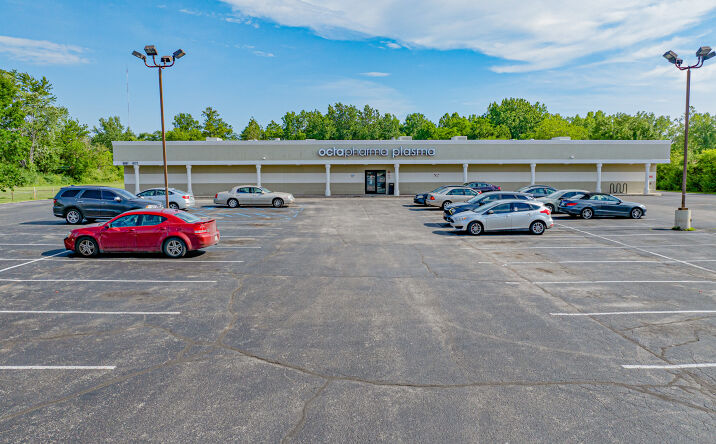 Pictures of Office property located at 8807 East Washington Street, Indianapolis, IN 46219 for sales - image #1