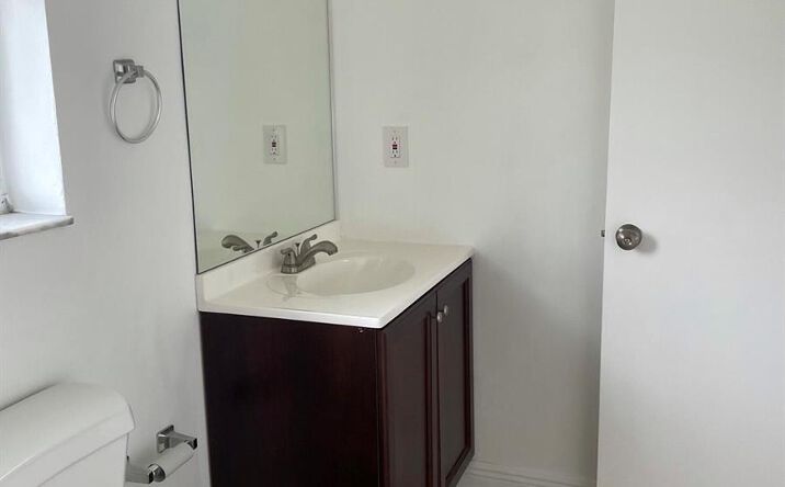 Pictures of Multifamily property located at 1990 SW 9th Street # 2 #1-2, Fort Lauderdale, FL 33312 for sales - image #1