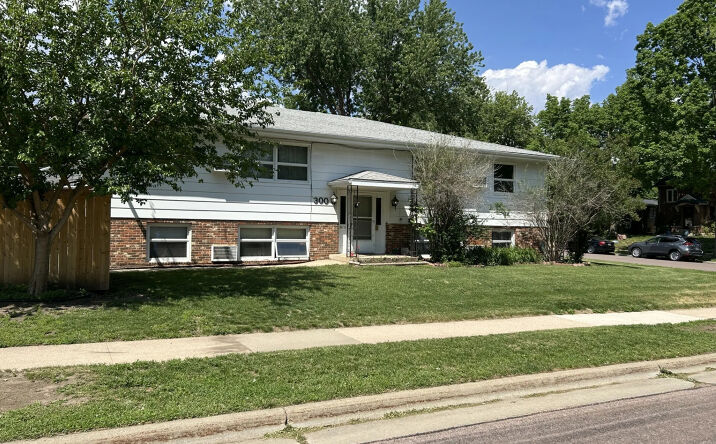 Pictures of Multifamily property located at 300 W. 22nd Street, Sioux Falls, SD 57105 for sales - image #1