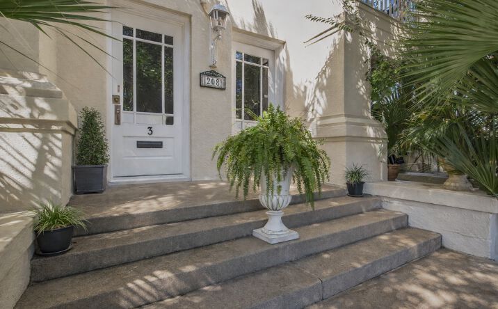 Pictures of Multifamily property located at 208 West Strong Street, Pensacola, FL 32501 for sales - image #1