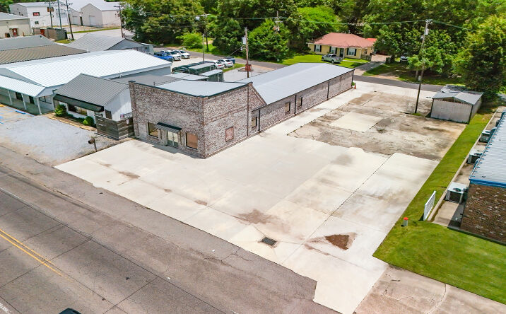 Pictures of Office property located at 4824 Louisiana 19, Zachary, LA 70791 for sales - image #1
