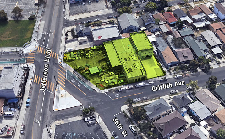 Pictures of Mixed Use property located at 850 E JEFFERSON BLVD LOS ANGELES CA 90011-2549, LOS ANGELES, CA 90011-2549, 3604 Griffith Ave, Los Angeles, CA 90011, 3608 Griffith Ave, Los Angeles, CA 90011 for sales - image #1