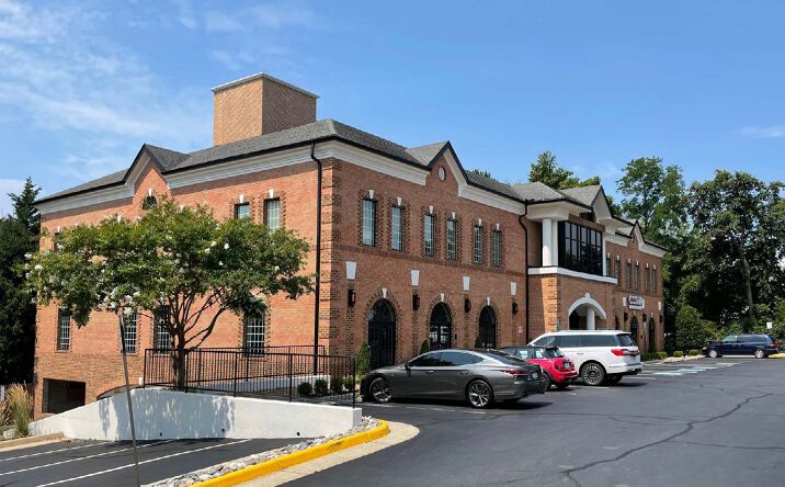 Pictures of Office property located at 10135 Colvin Run Road, Great Falls, VA 22066 for sales - image #1