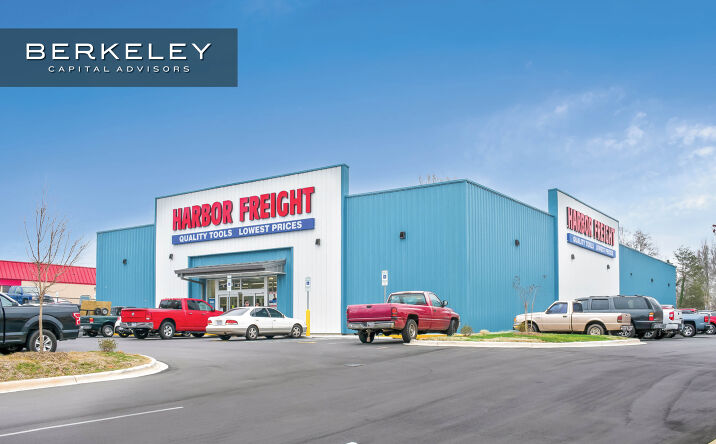 Pictures of Retail property located at 17150 Bear Valley Road, Victorville, CA 92395 for sales - image #1