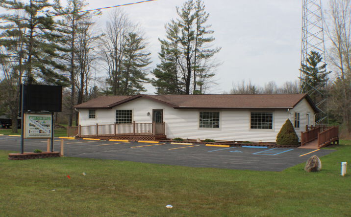 Pictures of Office property located at 35 E M-61 Road, Gladwin, MI 48624 for sales - image #1