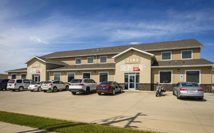 Pictures of Mixed Use property located at 2101 40th Ave SE, Mandan, ND 58554-4661 for sales - image #1