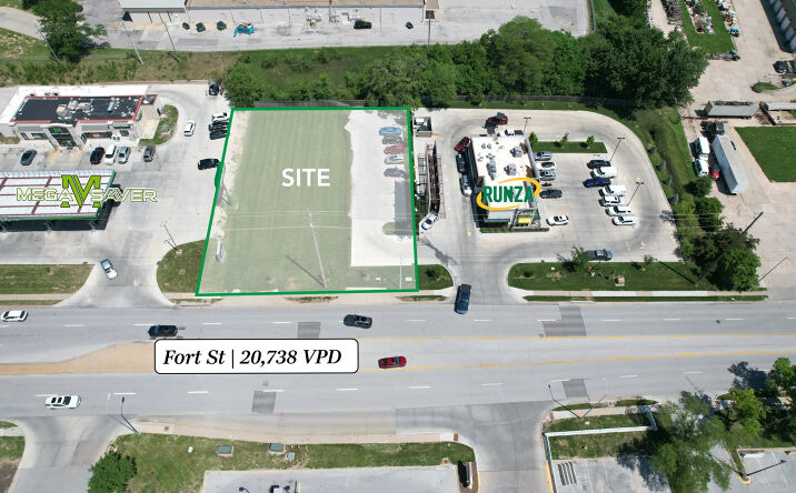 Pictures of Retail, Land property located at 8920 Fort Street, Omaha, NE 68134 for sales - image #1