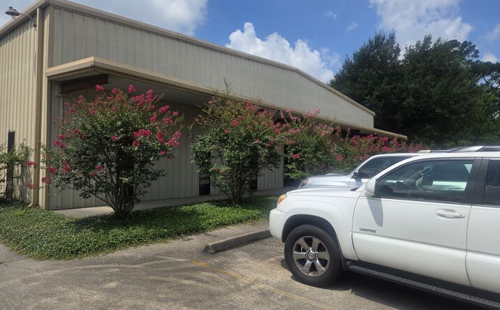 Pictures of Industrial property located at 18937 Aldine Westfield Road, Houston, TX 77073 for sales - image #1