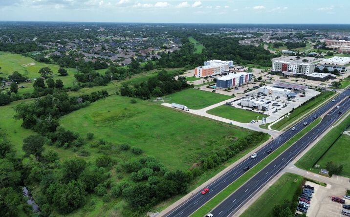 Pictures of Land property located at 3031 University Drive East, College Station, TX 77845 for sales - image #1