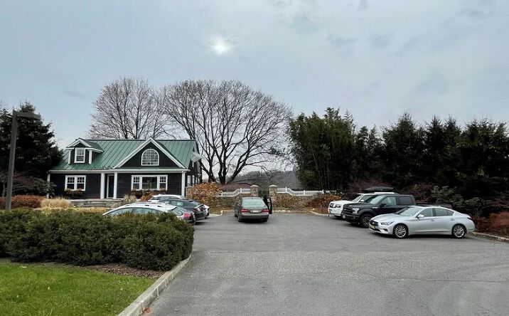 Pictures of Industrial property located at 1481 US-22, Clinton Township, NJ 08801 for sales - image #1