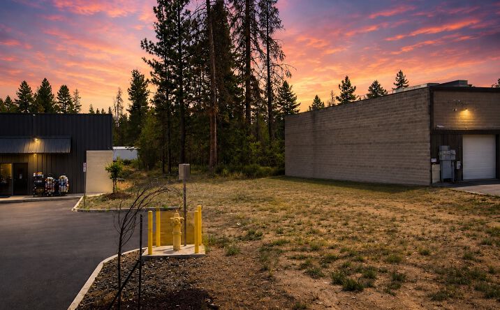Pictures of Land property located at 52612 Highway 97, La Pine, OR 97739 for sales - image #1