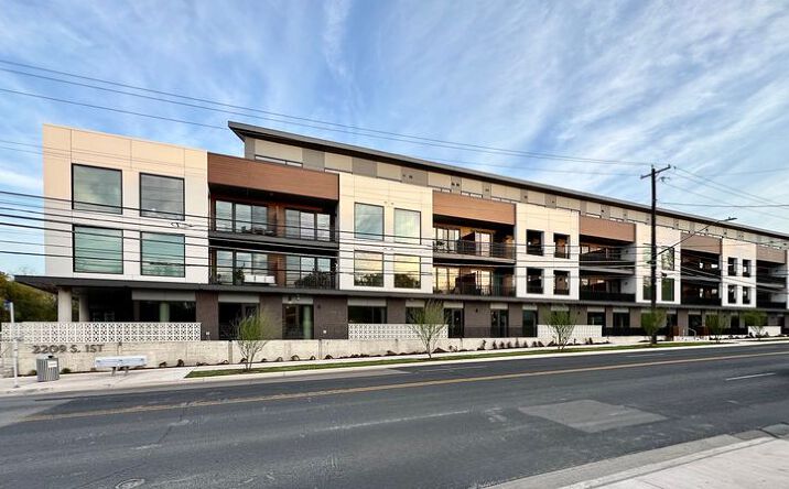 Pictures of Multifamily, Office property located at 2209 South 1st Street, Austin, TX 78704 for sales - image #1