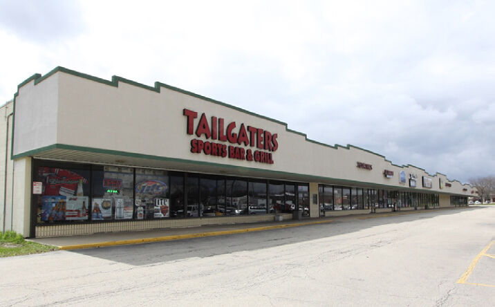 Pictures of Retail property located at 431-497 W. Boughton, Bolingbrook, IL 60440 for sales - image #1