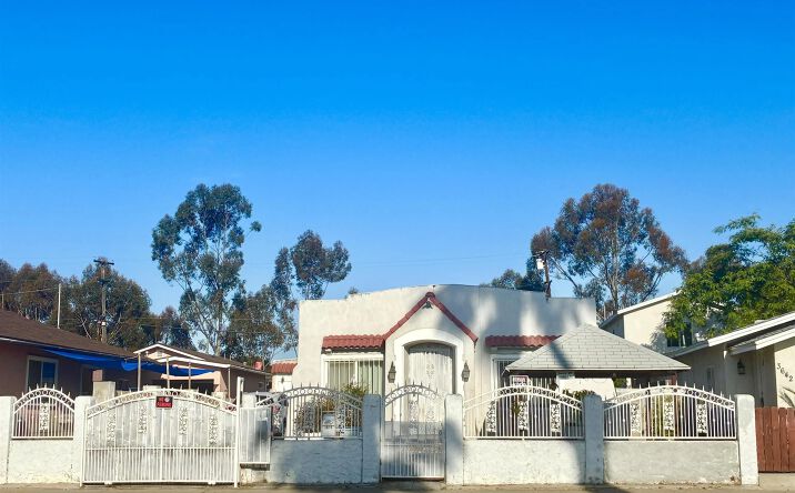 Pictures of Multifamily property located at 3634-3636 Central Avenue, San Diego, CA 92105 for sales - image #1