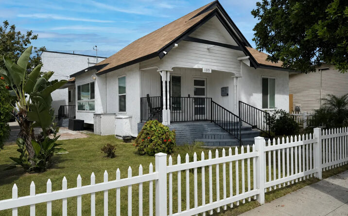 Pictures of Multifamily property located at 1315 Termino Avenue, Long Beach, CA 90804 for sales - image #1
