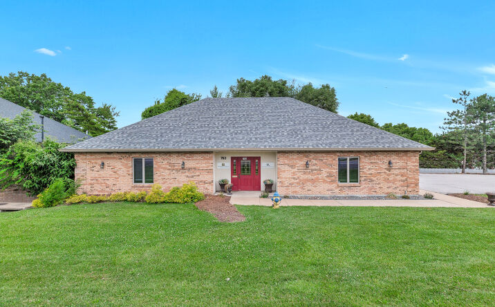 Pictures of Retail, Office, Special Purpose property located at 763 West Terra Lane, O'Fallon, MO 63366 for sales - image #1